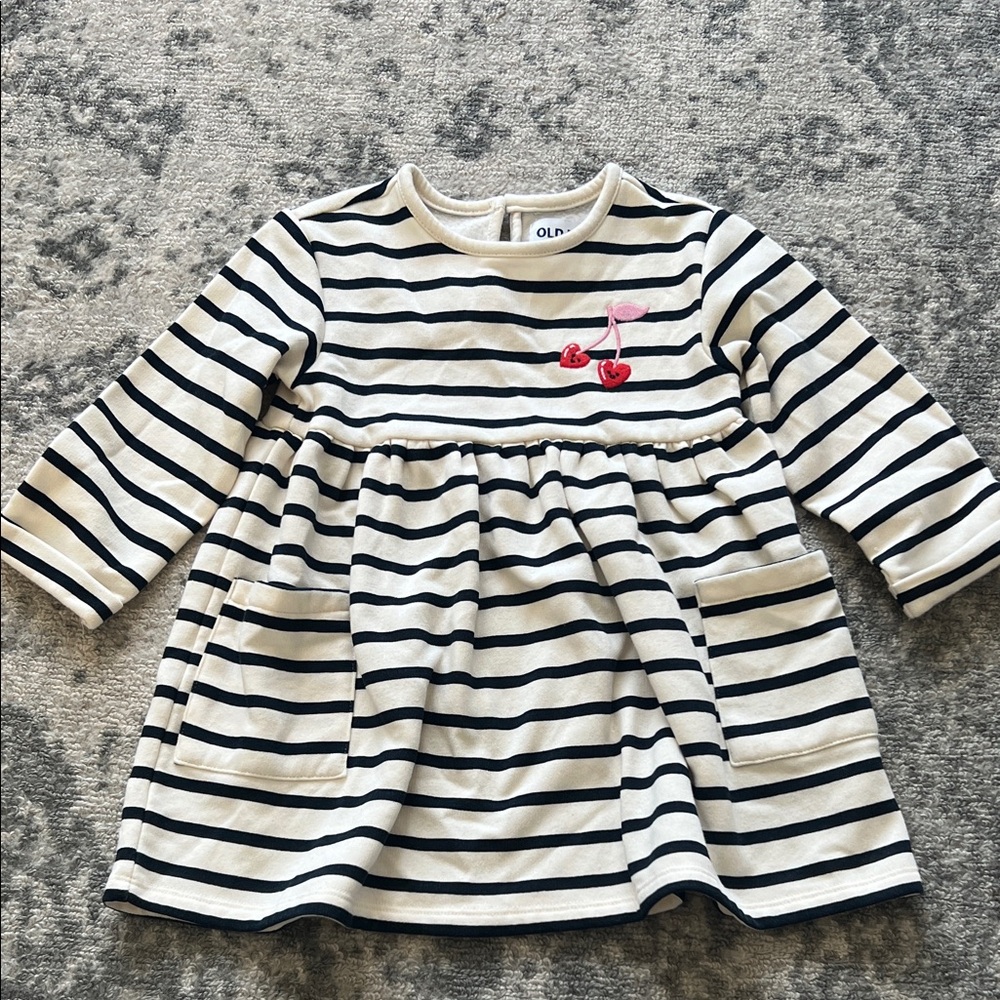 Old Navy Sweatshirt Dress